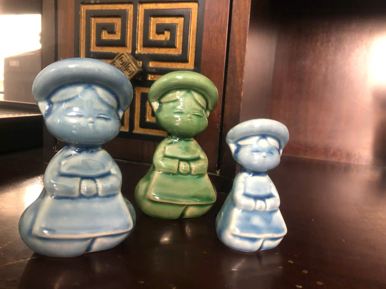 Tượng em bé Việt cổ, nét hồn xưa trong từng lớp men gốm